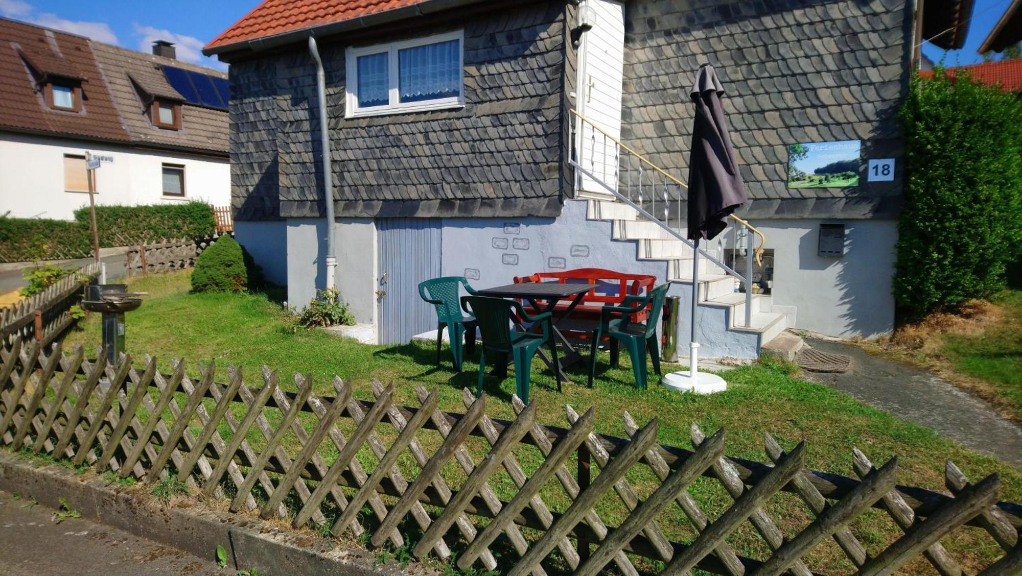 Ferienhaus Scheerer Vöhl 외부 사진